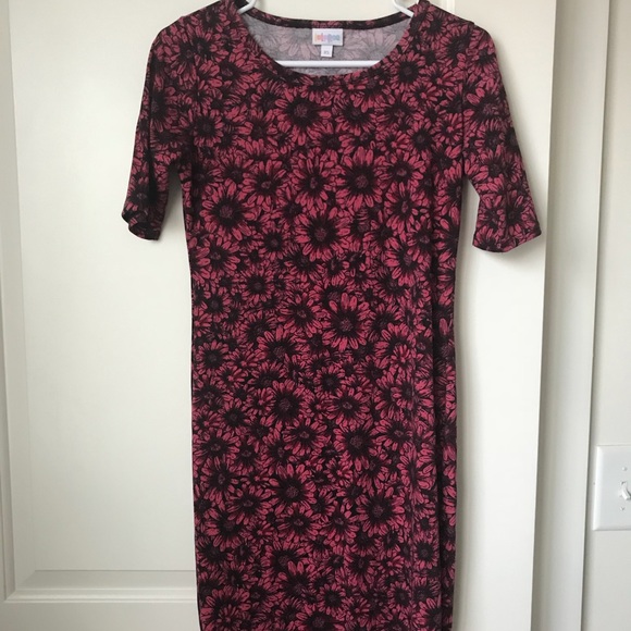 LuLaRoe Dresses & Skirts - Lularoe Julia Dress, XS